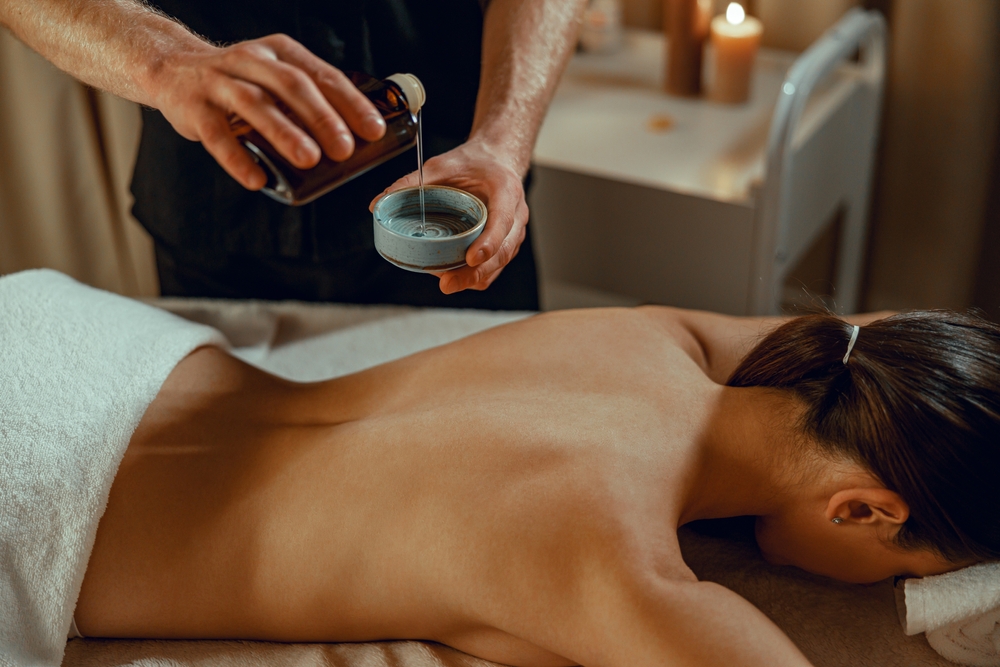 Oil Massage Image 1